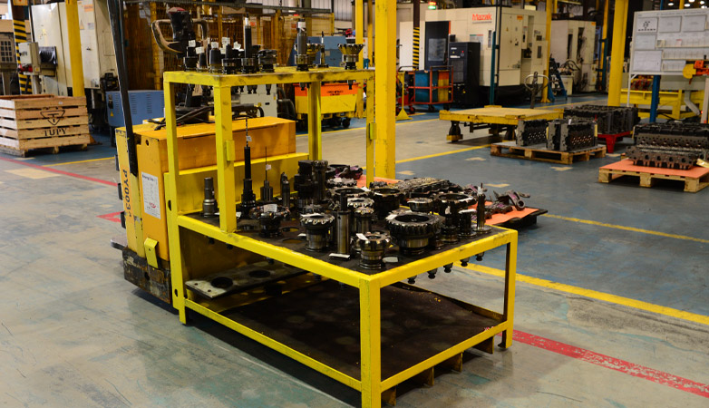 عکس قطعات ماشین تولید شده در شرکت توپی